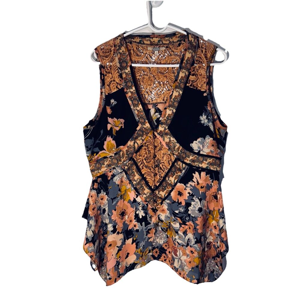 Y2K Patchwork Floral crochet BoHo tank vest tunic top Size large Hankerchief Hem